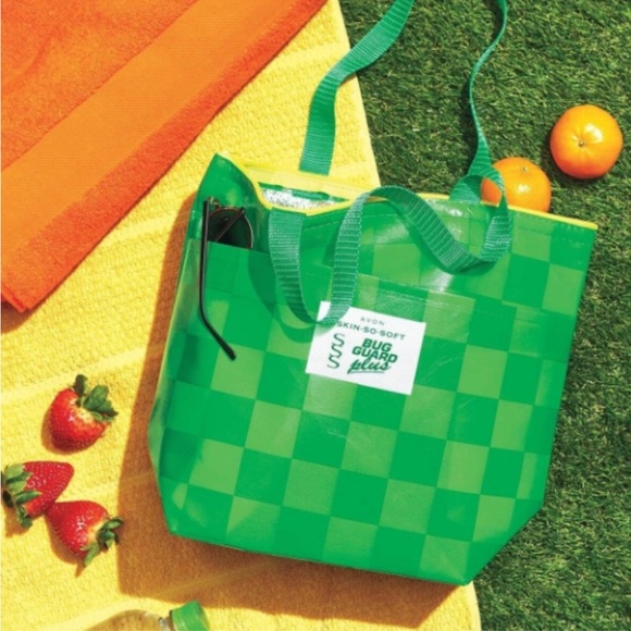 Bug Guard Cooler Tote Bag - Picture 2 of 2